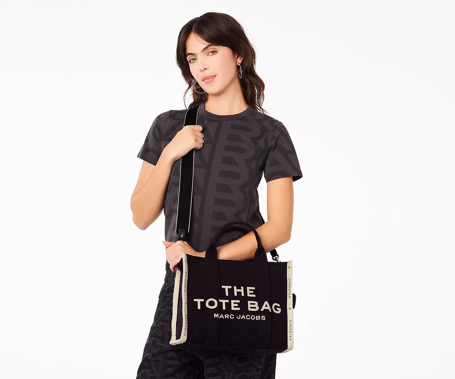 Marc Jacobs – The Tote Bag (Medium)