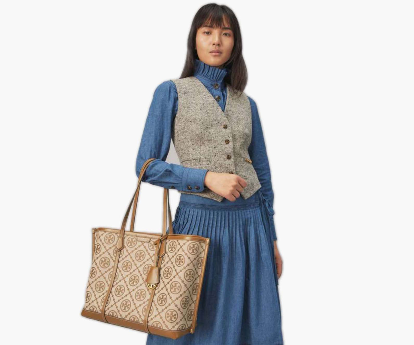 Tory Burch – Perry T Monogram Triple-Compartment Tote